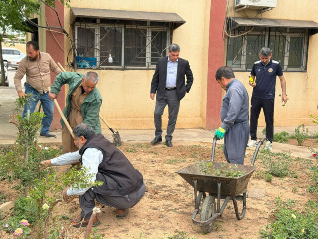 هەڵمەتی چاندنی نەمام و پاککردنەوەی باخچەکان و رێکخستنەوەی یاریگەکانی کۆلێژەکەمان